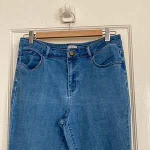 LOGO by Lori Goldstein skinny jeans in blue